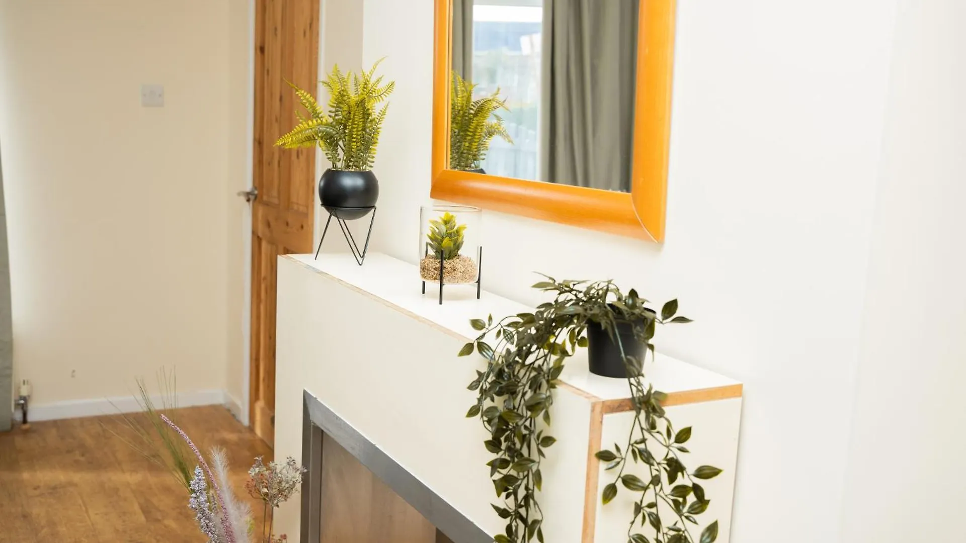 Contemporary Comfort Trendy Hideaway Robin Hood Appartamento